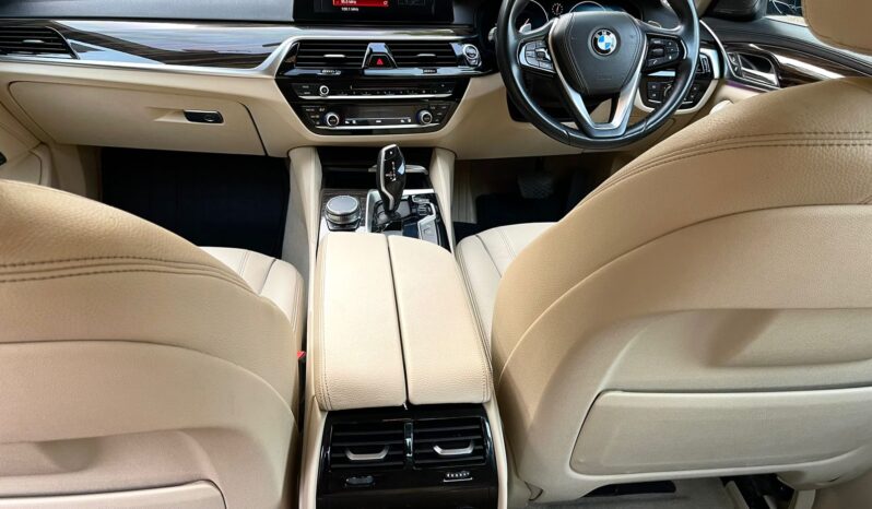 BMW 520D LUXURY LINE full