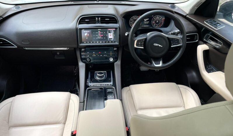 JAGUAR F-PACE PRESTIGE full