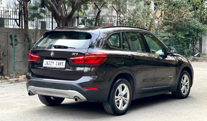 BMW X1 SDRIVE CORPORATE full