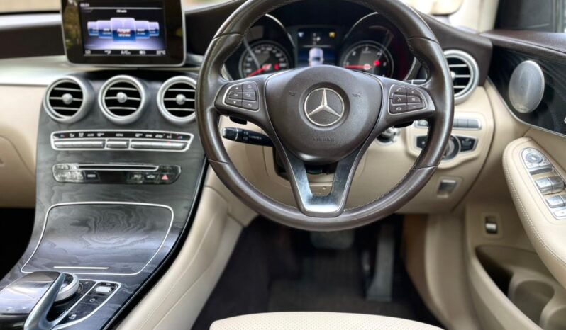 MERCEDES-BENZ GLC 220D (4MATIC SPORTS) full