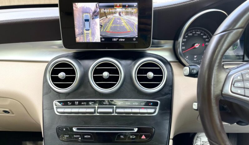 MERCEDES-BENZ GLC 220D (4MATIC SPORTS) full