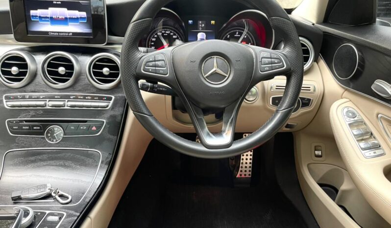 MERCEDES-BENZ C220D AVANTGARDE full