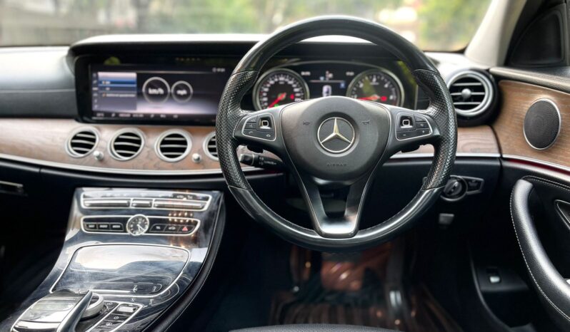 MERCEDES-BENZ E220D full