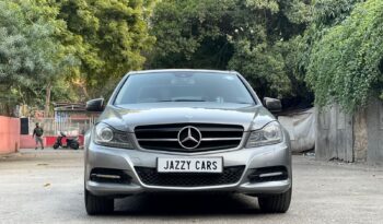 MERCEDES-BENZ C200 AVANTGARDE full