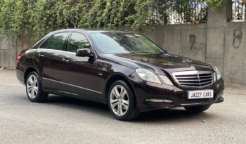 MERCEDES-BENZ E200 CGI full