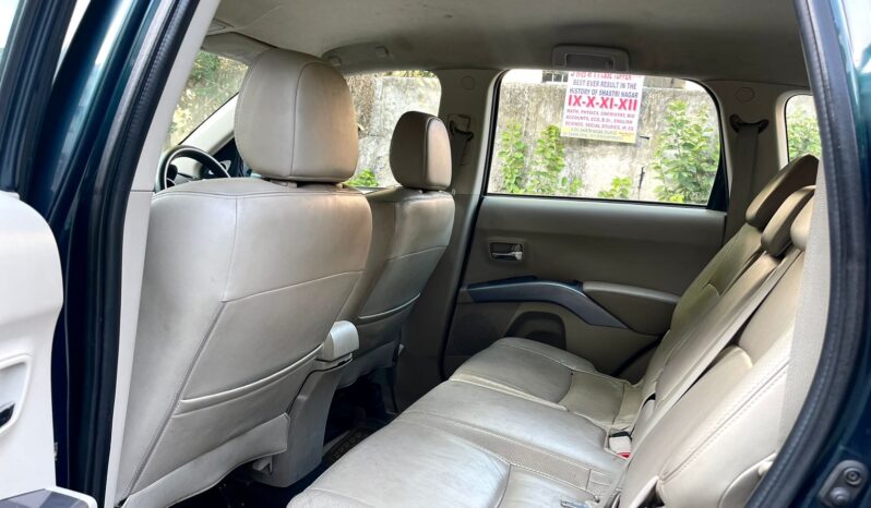 Mitsubishi Outlander 2.4 full