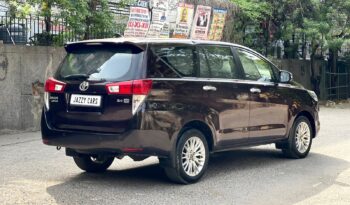 TOYOTA INNOVA CRYSTA 2.4-V full