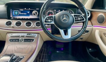 MERCEDES-BENZ E220D EXCLUSIVE full