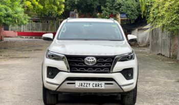 TOYOTA FORTUNER 4X2 AT full