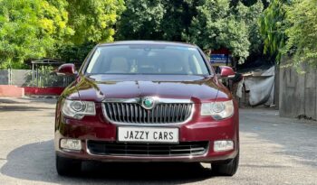 SKODA SUPERB full