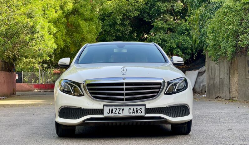 MERCEDES-BENZ E220D EXCLUSIVE full