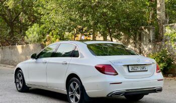 MERCEDES-BENZ E220D EXCLUSIVE full