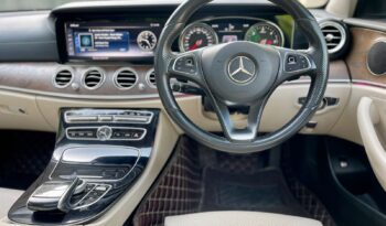 MERCEDES-BENZ E220D EXCLUSIVE full