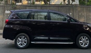 TOYOTA INNOVA CRYSTA G AT full