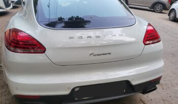 PORSCHEE PANAMERA full