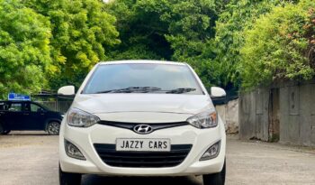 HYUNDAI i20 SPORTZ full