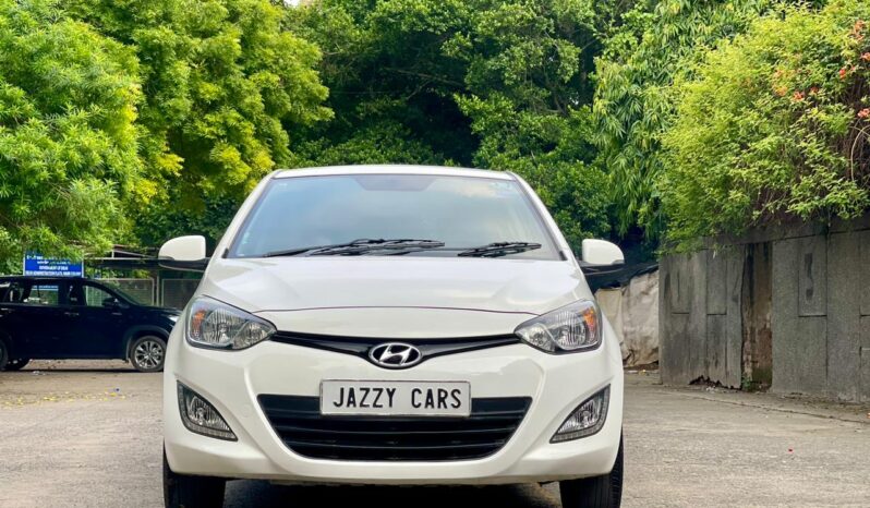 HYUNDAI i20 SPORTZ full