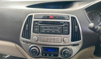 HYUNDAI i20 SPORTZ full