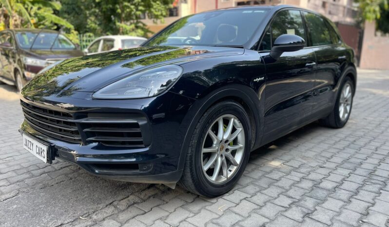 PORSCHE CAYENNE E-HYBRID full