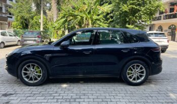 PORSCHE CAYENNE E-HYBRID full