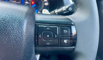 TOYOTA FORTUNER 4X2 full