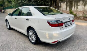 TOYOTA CAMRY HYBRID full